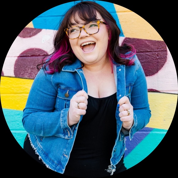 Meet your Posher, Madeline - Picture 1 of 1